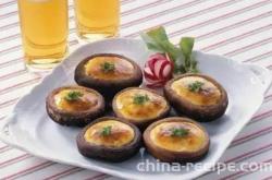 The method of steaming eggs with shiitake mushrooms