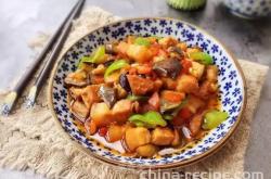 The recipe for double eggplant roasted meat