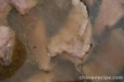 The recipe for durian chicken soup