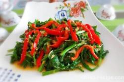 The method of stir frying chives with red pepper