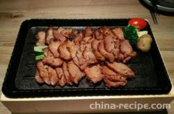 The recipe for peach grilled meat