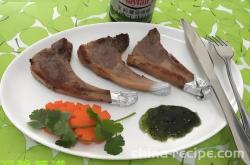 The method of pan frying lamb chops