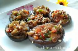 The method of marinating shiitake mushrooms with sesame seeds