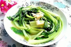 The recipe for garlic flavored bok choy