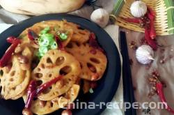 The method of making spicy and fragrant pot lotus root slices