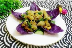 The recipe for cashew squid flowers