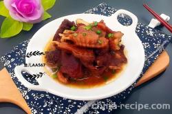The method of stewing geese in an iron pot