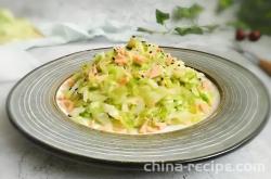 Method for stir frying shredded cabbage