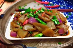 The method of making sour and spicy konjac flowers with pickled peppers