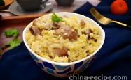 The method of steaming pork ribs with glutinous millet