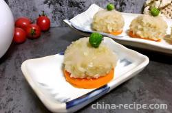 Preparation of Krill Pork Glutinous Rice Balls