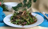 Method of making spinach roots with oyster sauce