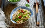 The method of frying beef tripe with coriander