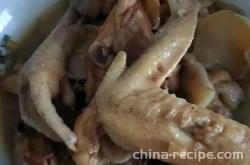 How to stew chicken with dried potatoes
