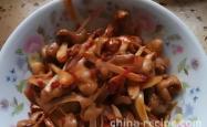 The method of making sour and spicy sausage