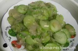 Method of making starch cucumber