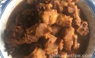 The method of stewing lamb meat