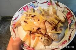 The recipe for frying white pomfret