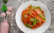 The method of stir frying carrots with Xihu