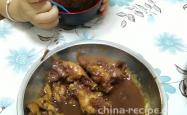 The recipe for braised chicken legs lazy version