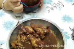 The recipe for braised chicken legs lazy version