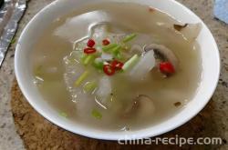 Method for making winter melon, shrimp skin, steak, and mushroom soup
