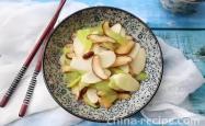 The recipe for stewing shiitake mushrooms with yam