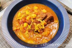 Method for making large chunks of beef and borscht soup