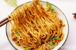 The recipe for mixing pork fat with noodles that are so delicious that it makes you cry