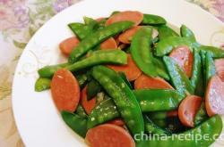 The recipe for stir fried sausage with Dutch beans
