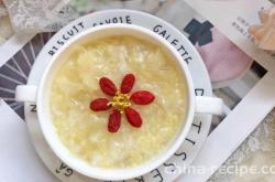 Preparation of tremella millet porridge