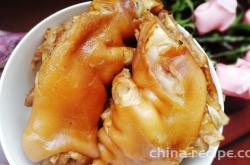 The recipe for braised pork trotters with five spices