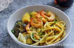Recipe for Seafood Curry Udon Noodles