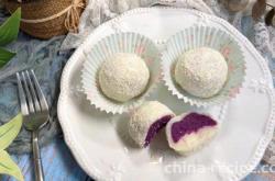 The method of making purple sweet potato glutinous rice cake