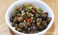 The method of stir frying snail meat