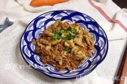 The recipe for the home style fish flavored shredded meat