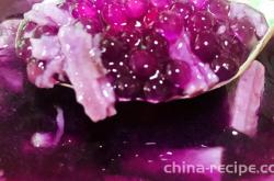 The method of making purple sweet potato sago