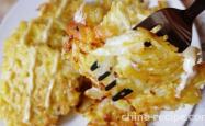 How to make egg and cabbage cake