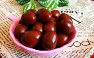 The secret recipe for making tea flavored quail eggs