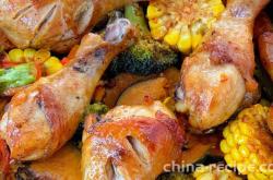 The method of grilling chicken legs with low-fat vegetables