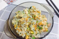 Practice of Fried Rice with Corn, Shrimp and Egg