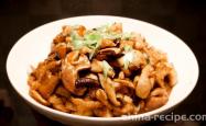 The recipe for braised chicken and shiitake mushrooms