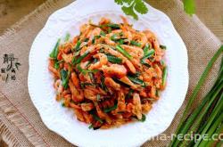 Exclusive recipe for stir frying river shrimp with chives