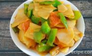 The recipe for tomato, green pepper, and potato slices