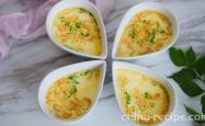 The method of making shrimp skin steamed egg custard