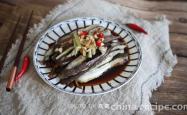 The method of steaming eggplant with garlic aroma