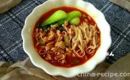 Method for making meat foam spicy noodles