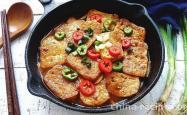 The recipe for Sichuan spicy braised tofu