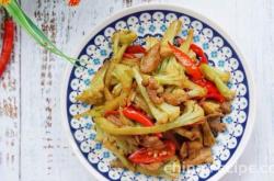 The recipe for homemade dried pot cauliflower