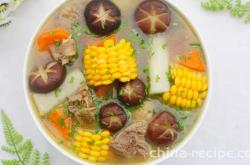 The method of making yam, mushroom, corn soil chicken soup